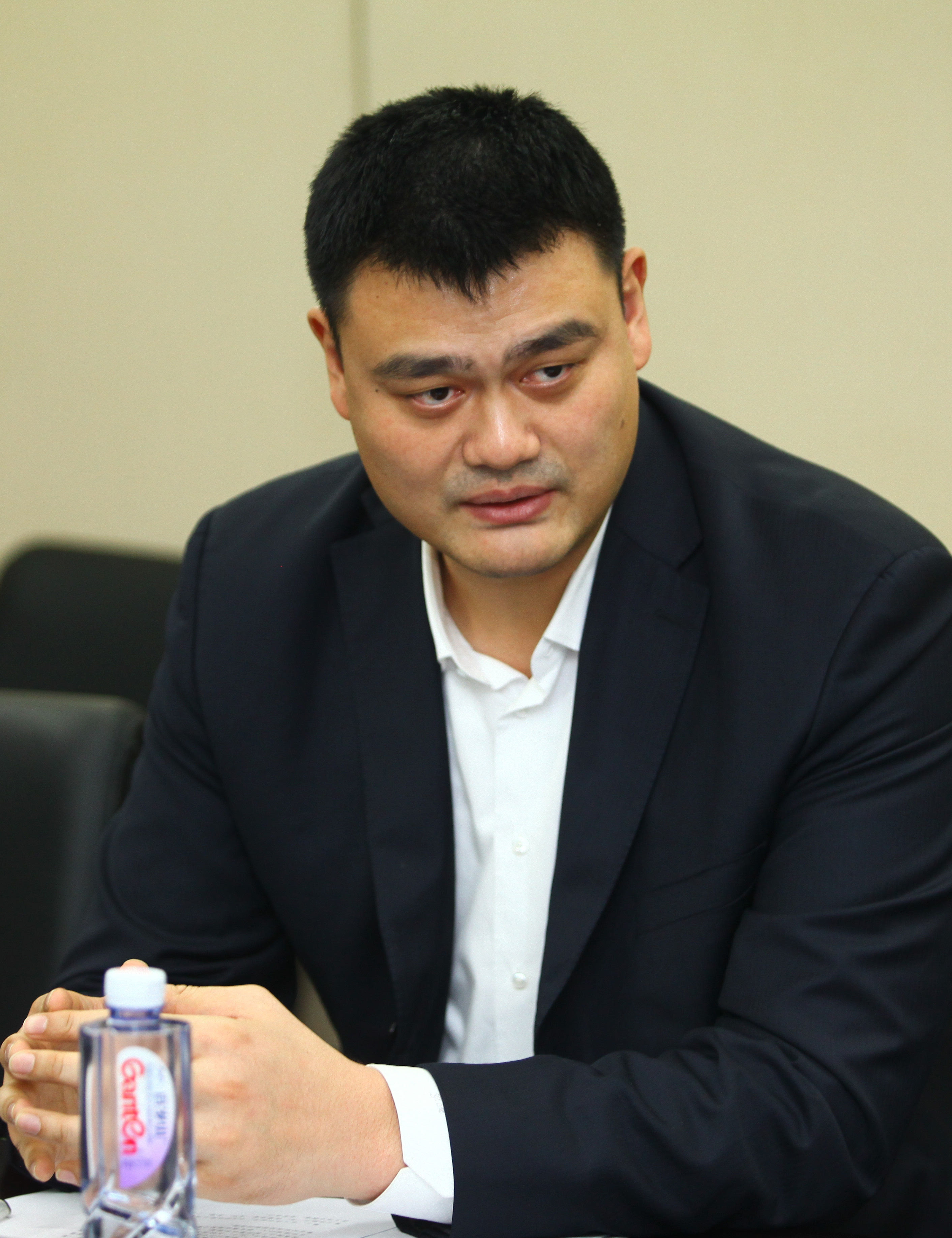 全力支持李